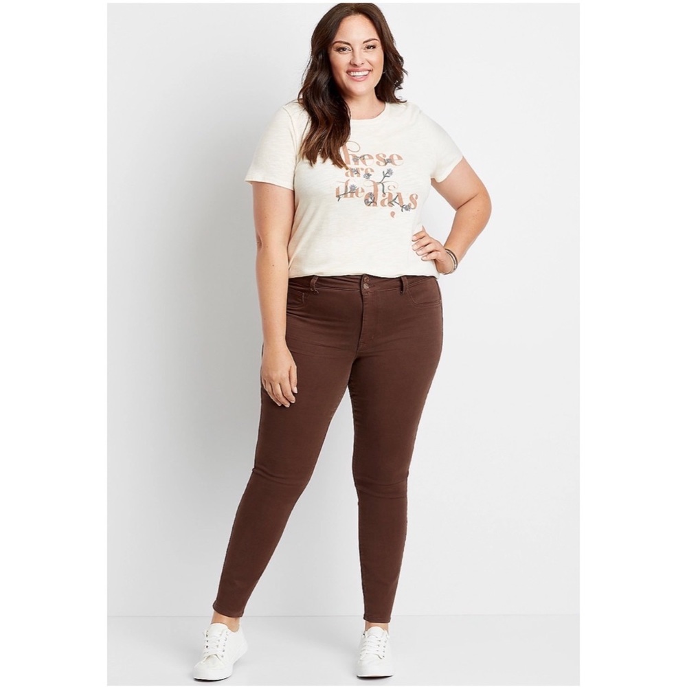 NEW Maurice’s 22 Short Plus Size High Rise Brown Double Button Jegging - REPREVE